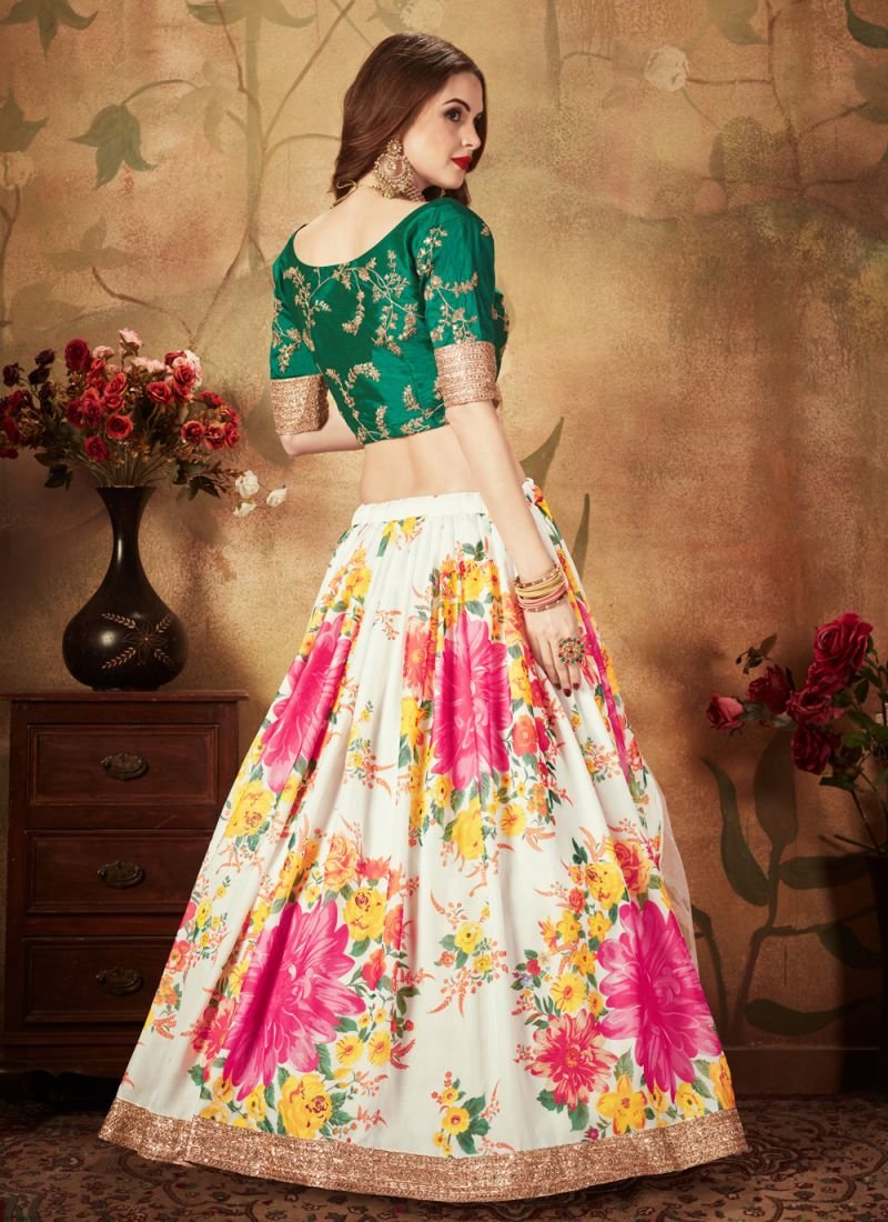 The Stylist Guide To Wearing a Designer Lehenga Choli 9